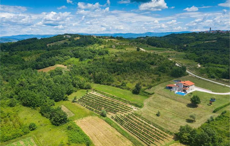 Ferienhaus für 5 Personen, mit Garten in Novaki Motovunski