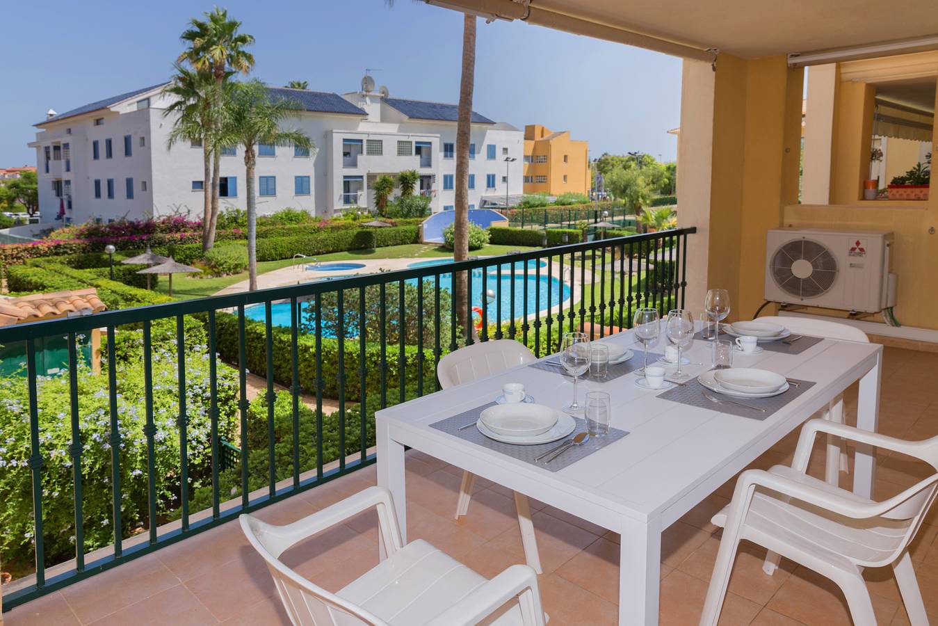Apartamento entero,  Luz de Javea I Apartment, Estiloso con Ac, Wifi, Terraza y Piscina in Jávea, Costa Blanca