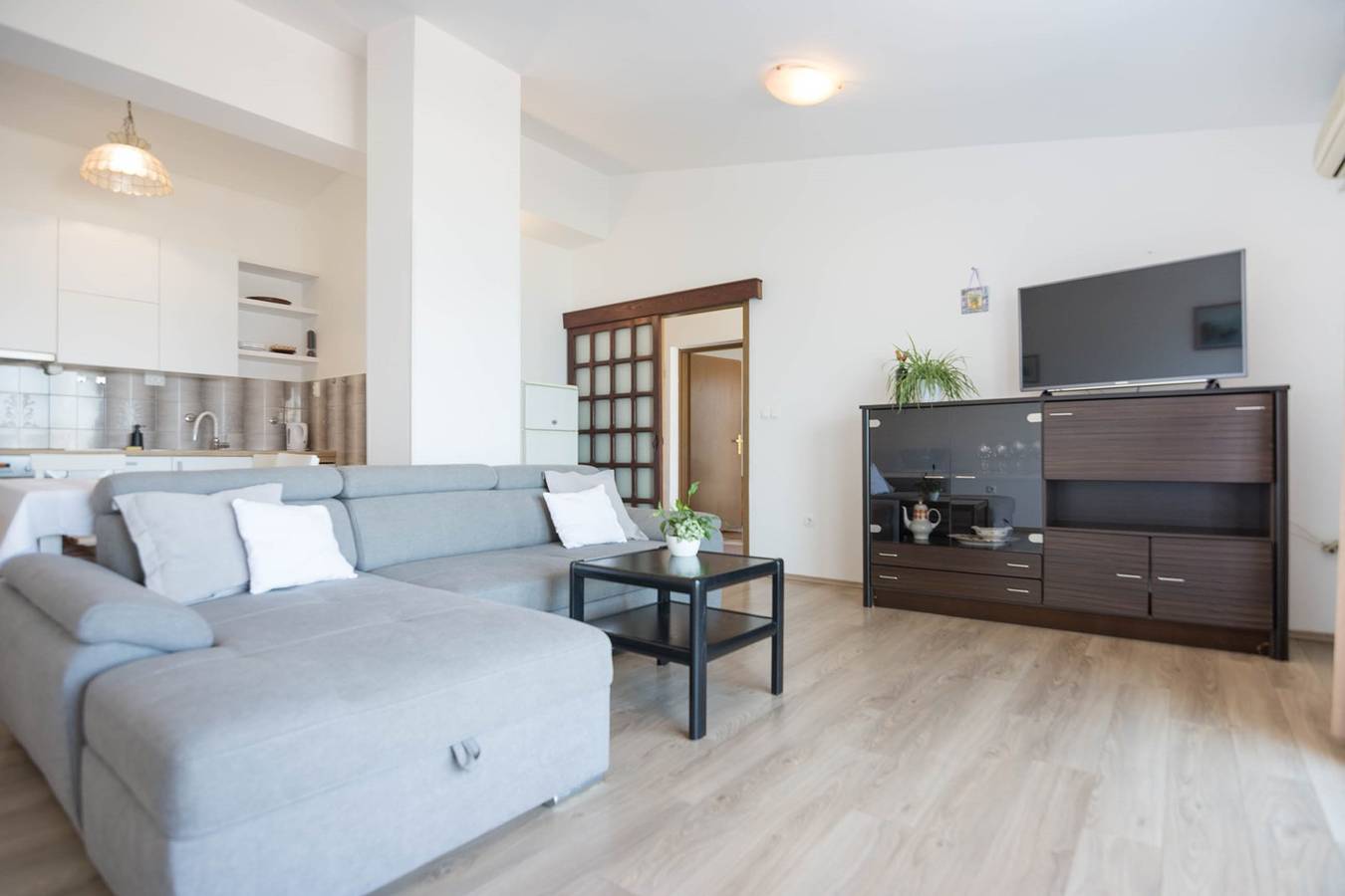 Entire apartment, Apartment with a beautiful sea view
 in Biograd na Moru, Zadar