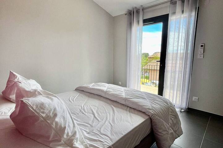 Gîte pour 2 personnes, avec Terrasse à Planzolles - 4