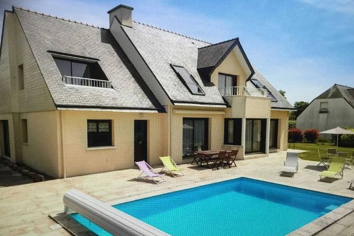 Villa pour 14 personnes, avec jardin, animaux acceptés à Concarneau