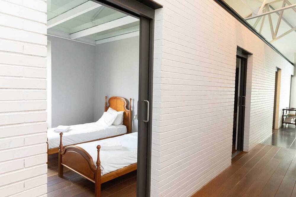 Detached house with garage and private garden in the center of Segovia in Segovia, Segovia Provinz