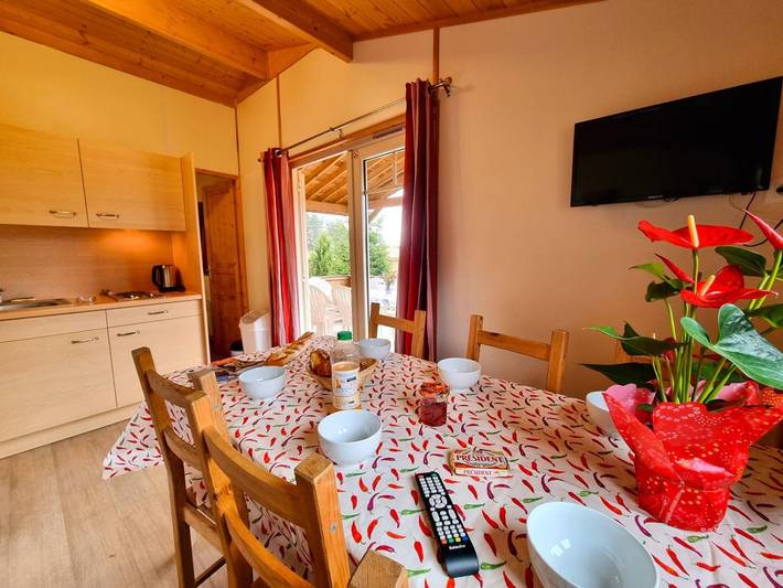 Gîte pour 6 personnes, avec jardin, animaux acceptés à Usson-en-Forez - 3