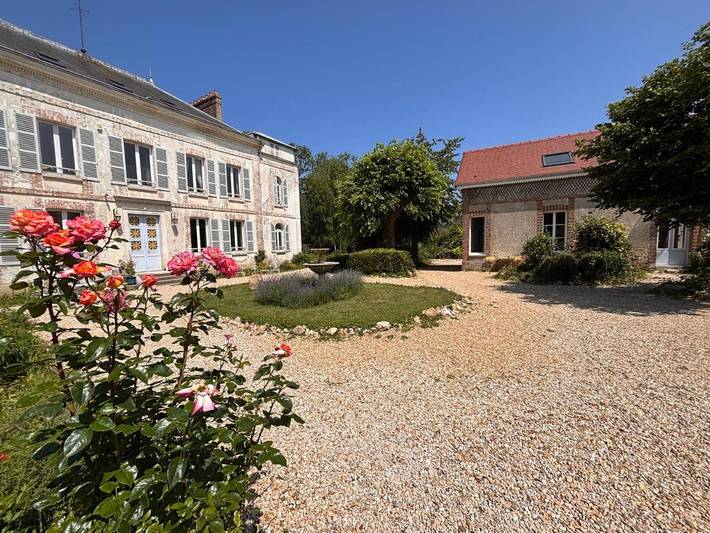 Chambre d’hôte pour 6 personnes, avec jardin et vue en Bourgogne - 2