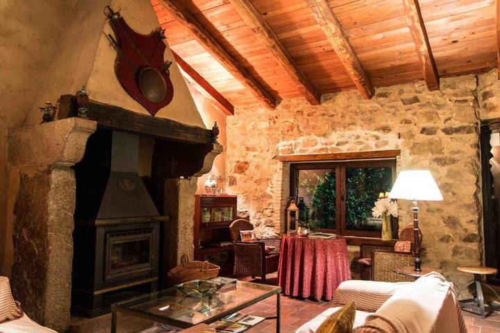 Casa rural para 2 personas, con Terraza y Jardín además de Piscina y Vistas en Extremadura - 3