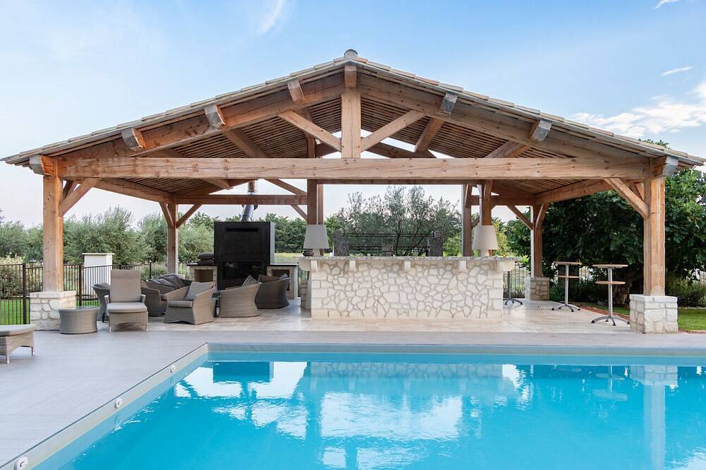 Mas Le 7 12km from Saint Remy de Provence - 15km from Avignon - 2km from Saint Andiol in Saint-Andiol, Arles region