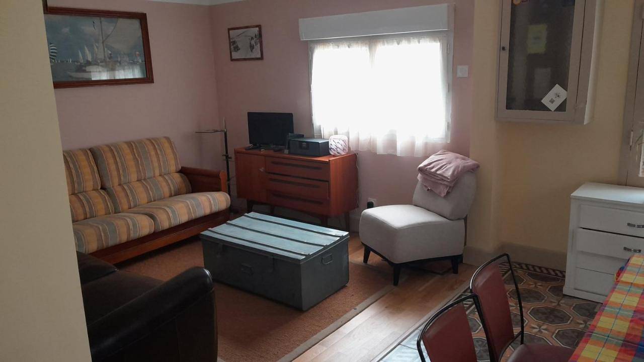 Two-Bedroom House in Eauze, Gers
