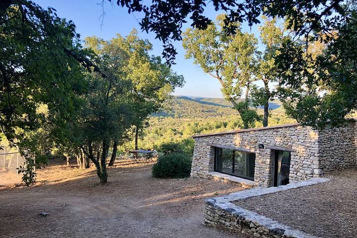 Maison de vacances pour 6 personnes, avec jardin et terrasse, animaux acceptés à Bonnieux