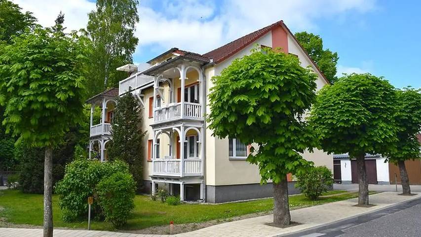Ferienwohnung für 2 Personen, mit Balkon in Binz - 2