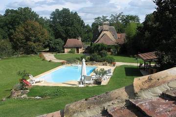Gîte pour 5 personnes, avec jardin et piscine à Castels