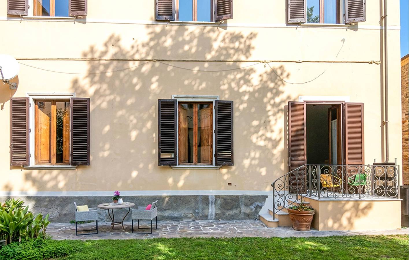 Appartamento intero, Appartamento moderno con WiFi, parcheggio - Pisa, posizione centrale in Pisa, Riviera Toscana