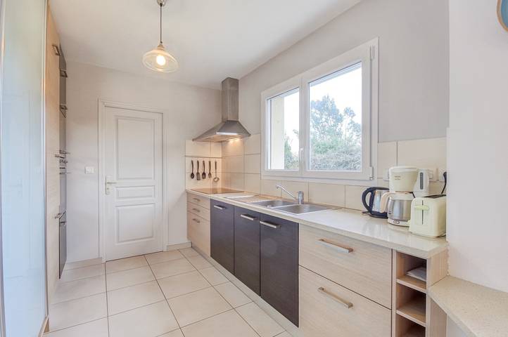 Location de vacances pour 8 personnes, avec jardin et terrasse dans Plage du Port Morvan - 4