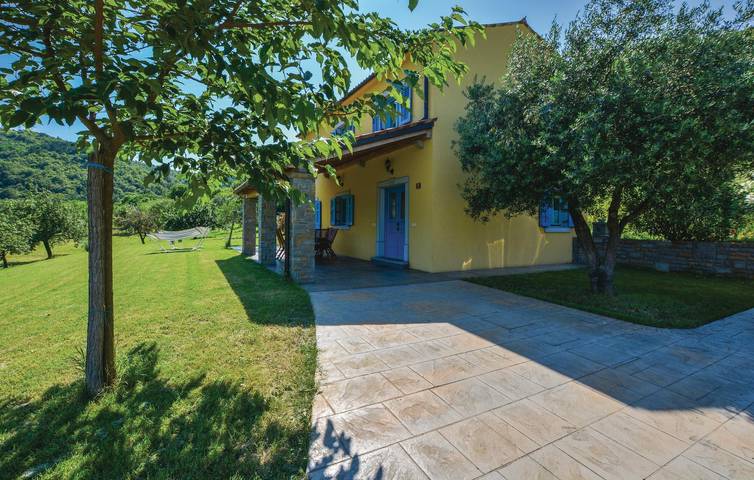 Location de vacances pour 6 personnes, avec jardin et terrasse à Koper - 2