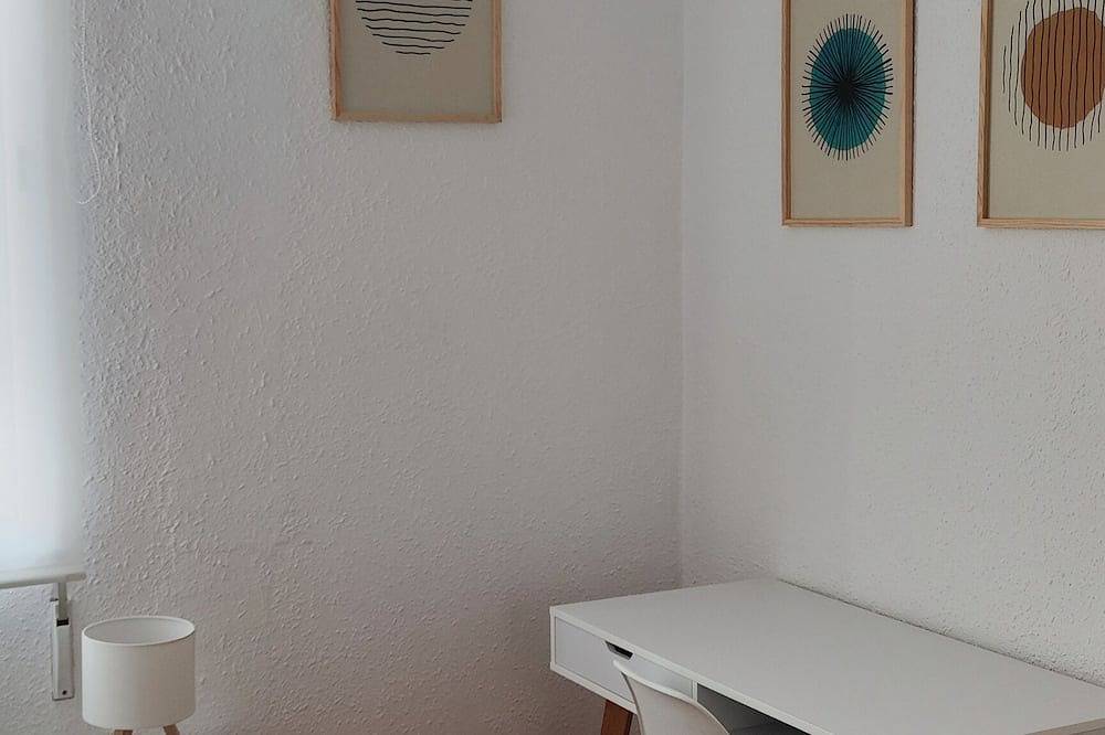 Entire apartment, In the middle of a cultural, gastronomic and leisure area. in Santander, Cantabrian Coast