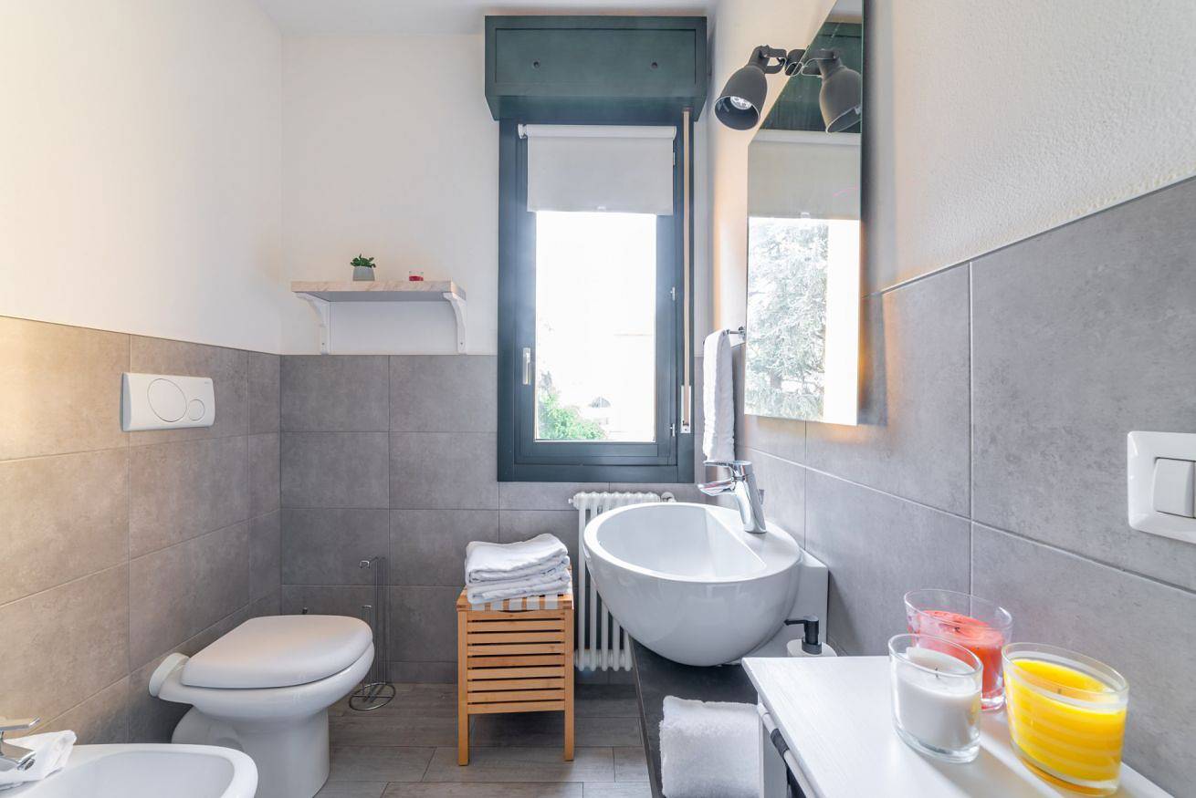 Apartamento entero, Parma Residential Apartment with balcony in Parma, Provincia de Parma
