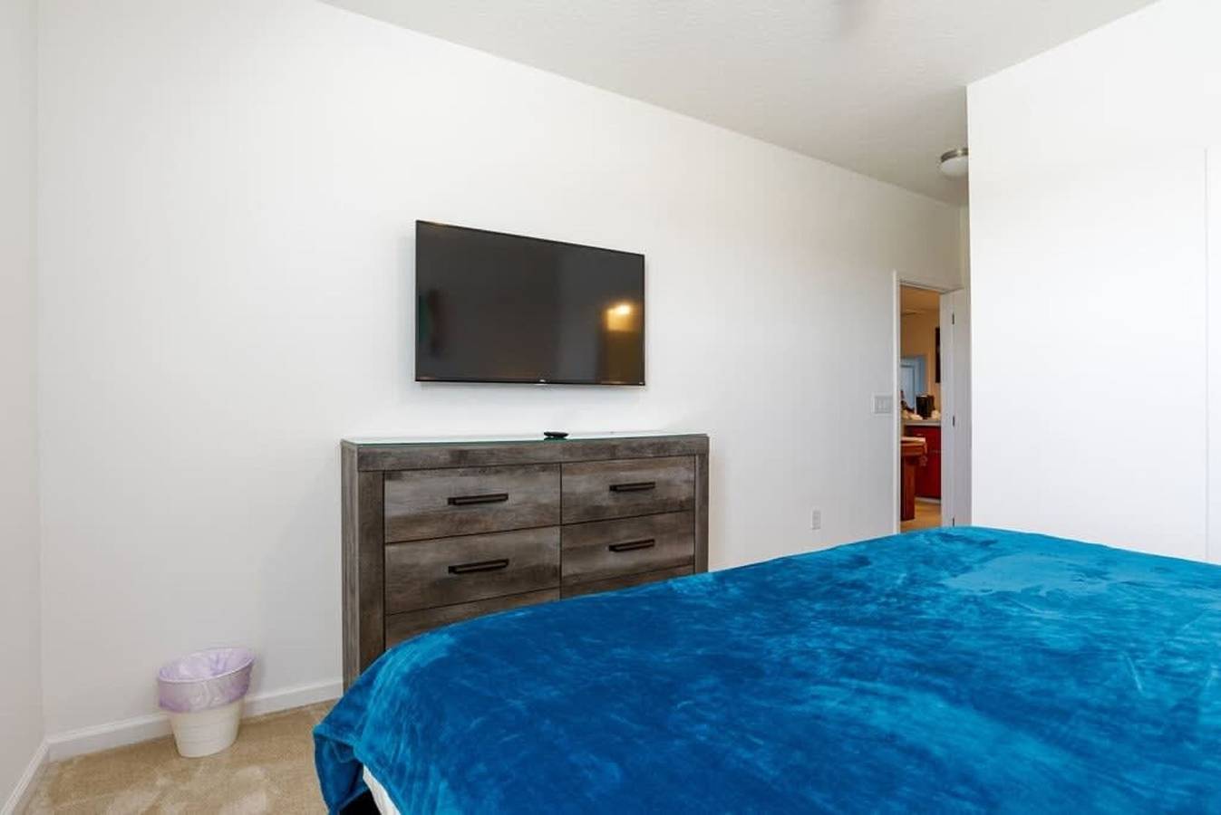 Bellavida 8 bed Theme Rooms in Kissimmee, Osceola County