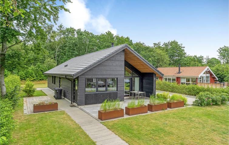 Ferienhaus für 4 Personen mit Terrasse in Sunds, Sunds Sø
