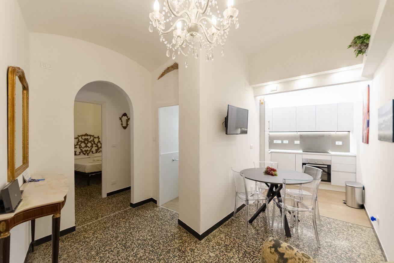 Ganze Wohnung, Joivy Ideal Flat in front of Aquarium, in the Centre of Genoa in Genua (Stadt), Genua