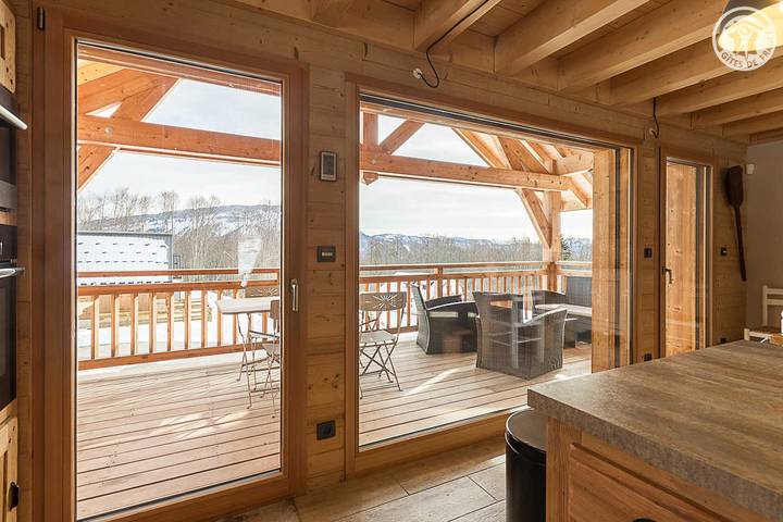 Gîte pour 14 personnes, avec terrasse dans Bauges - 3