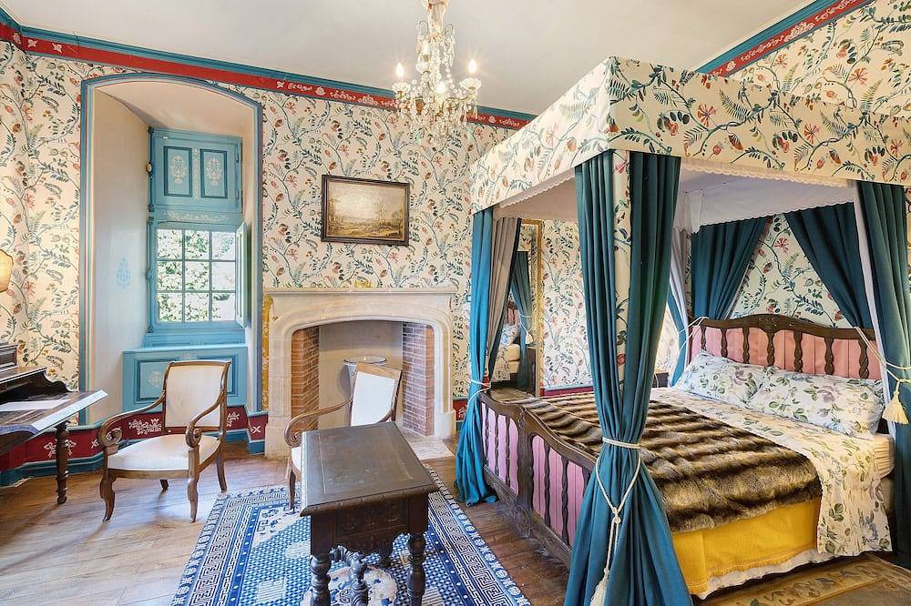 Chambre Jenny avec Baignoire in Château-l'Évêque, Périgord Blanc