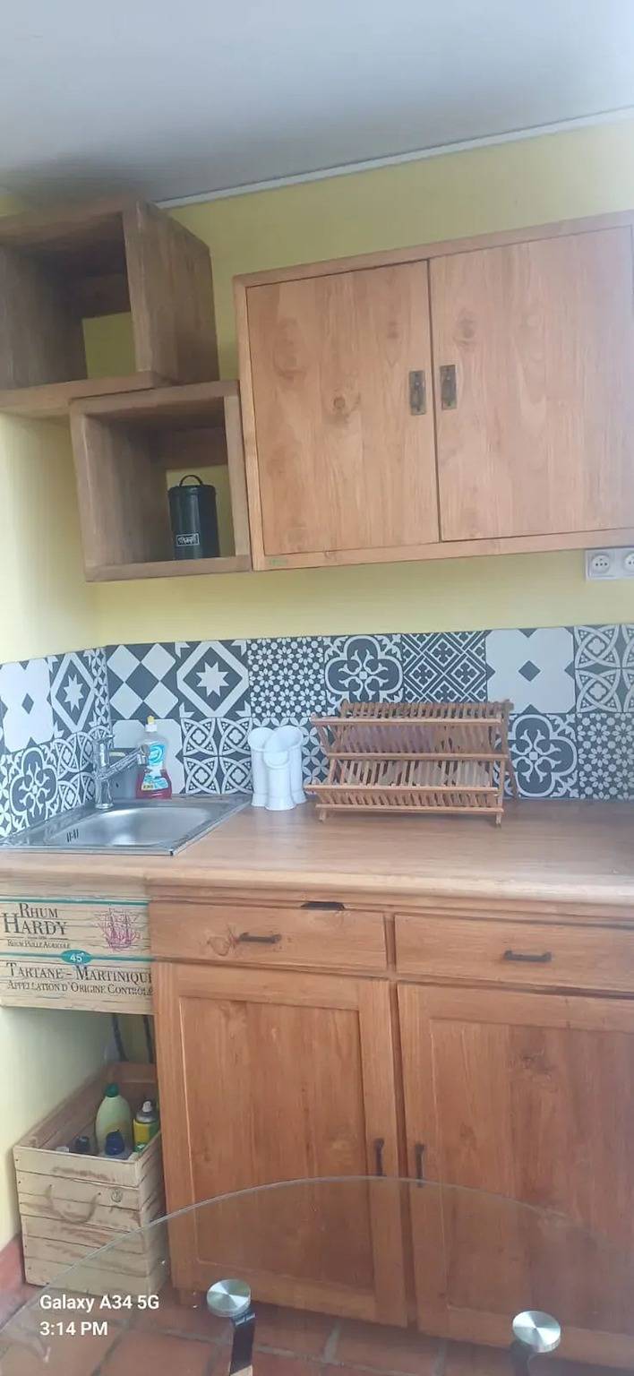 Studio pour 2 personnes, avec terrasse et piscine