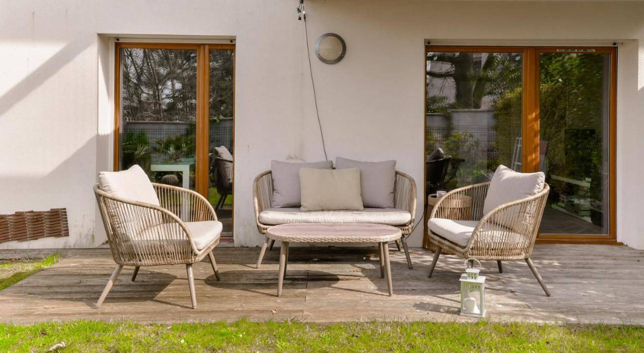 Appartement entier, Exigehome-Comme une maison avec jardin et parking privé in Versailles, Yvelines