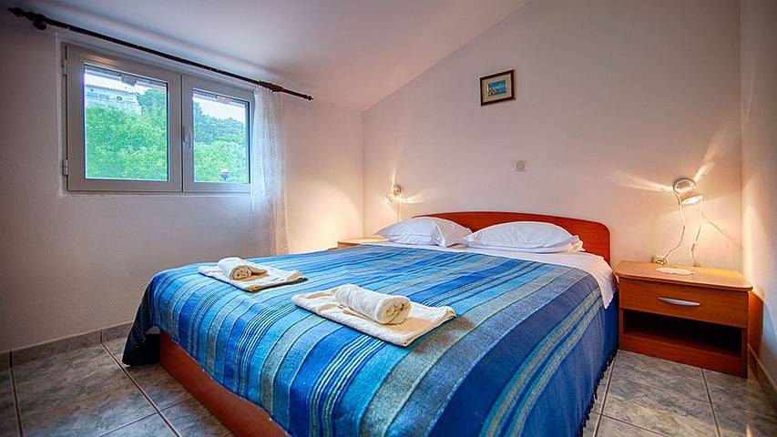 Gîte pour 4 personnes, avec terrasse, animaux acceptés dans Lastovo - 2