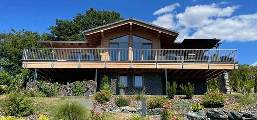 Ferienhaus für 4 Personen, mit Sauna und Ausblick sowie Garten in Lahntal-Westerwald