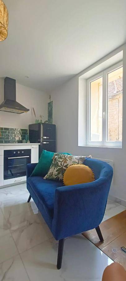 One-Bedroom House in Duravel, Quercy