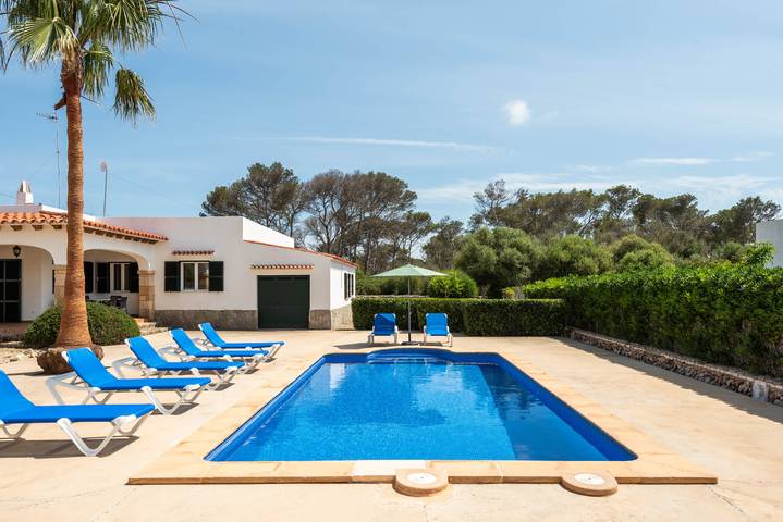 Chalet para 7 personas, con terraza y jardín en Menorca - 3