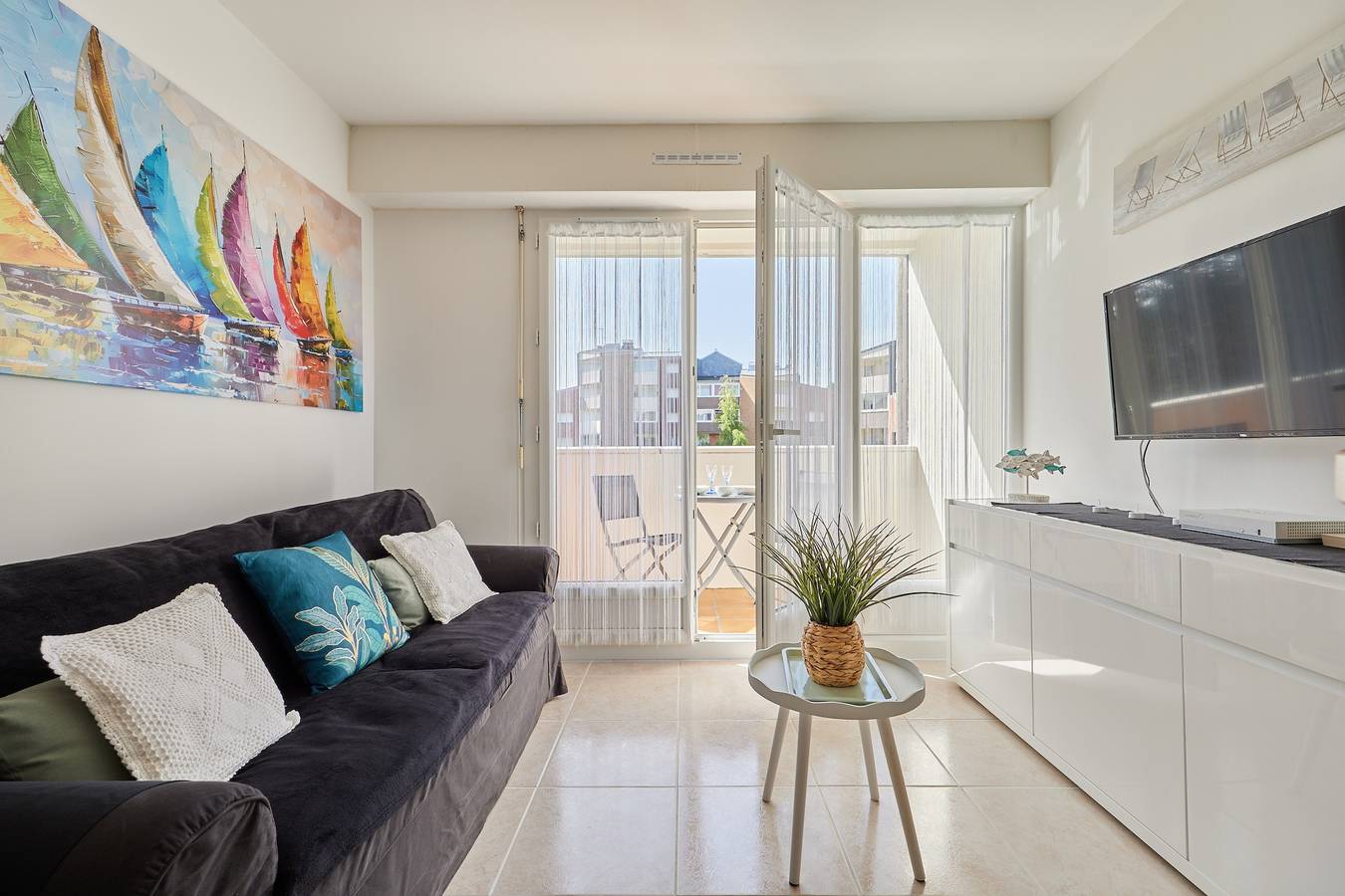 Apartamento inteiro, A l'abri côtier - Appt avec balcon proche plage in Cabourg, Caen (Região)