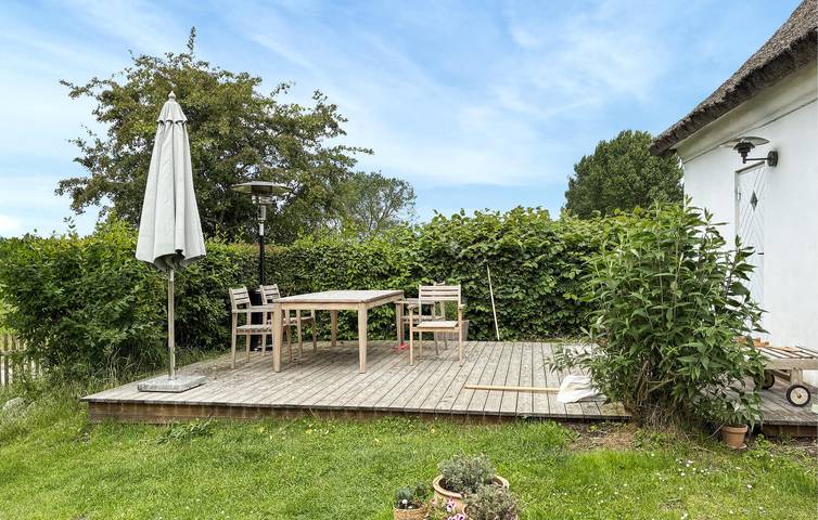Ferienhaus für 8 Personen mit Terrasse in Hundested, Hovedstaden