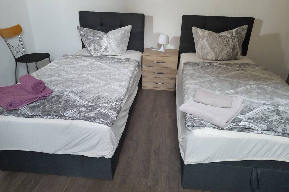 Ganze Wohnung, Wohnung mit 1 Sz in Zwickau, Chemnitz und Umgebung