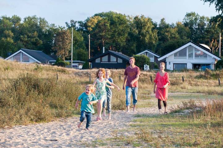 Ferienpark für 4 Personen, mit Terrasse und Sauna in Travemünde