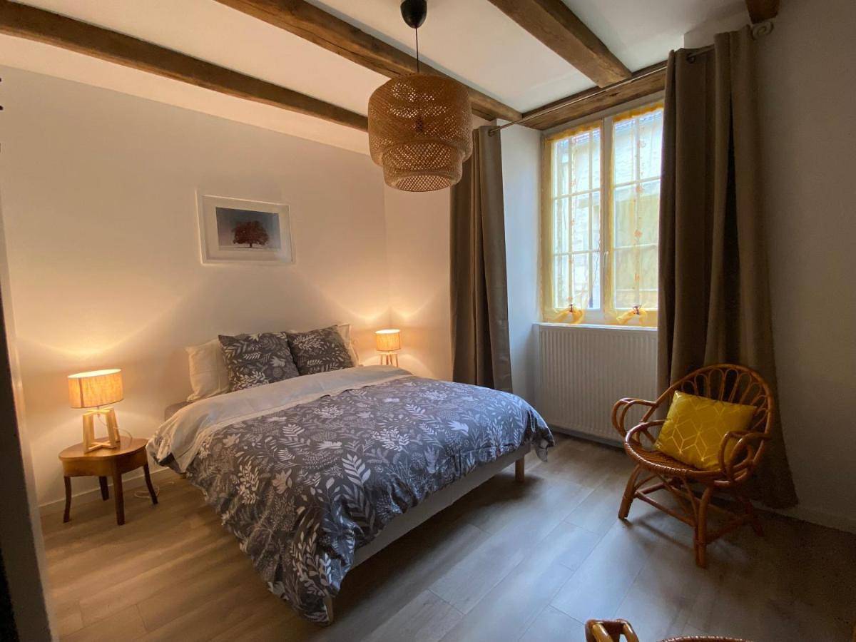 Chez Odette chambre saule pleureur in Le Val-d'Esnoms, Parc national de forêts
