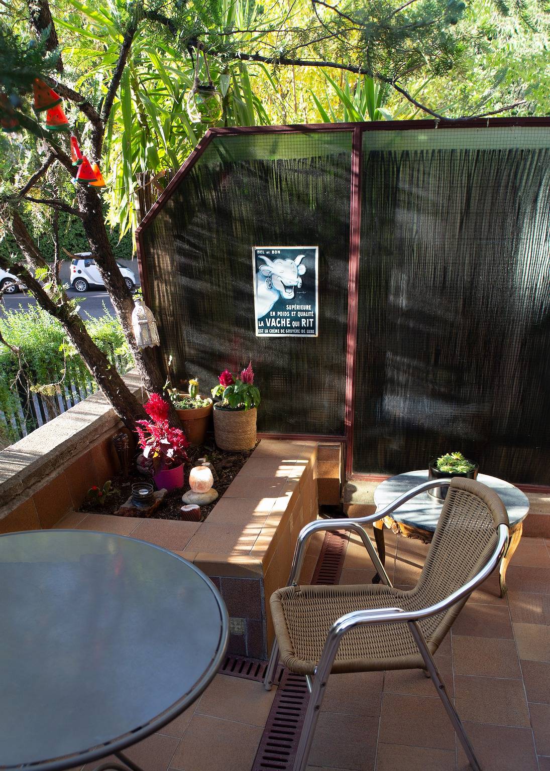 Estudio entero, Estudio tranquilo en Madrid - 35 m² con piscina compartida in Chamartín (Madrid), Madrid