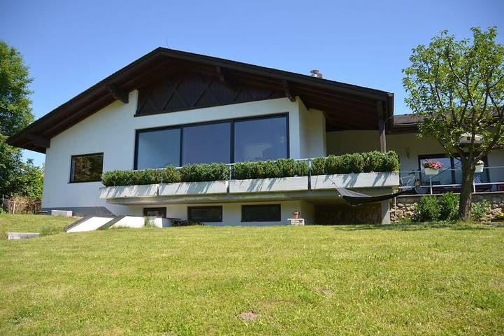 Ferienhaus für 6 Personen, mit Terrasse und Garten