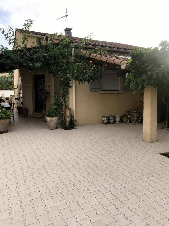 Location de vacances pour 6 personnes, avec piscine et terrasse à Laroque (Hérault) - 3