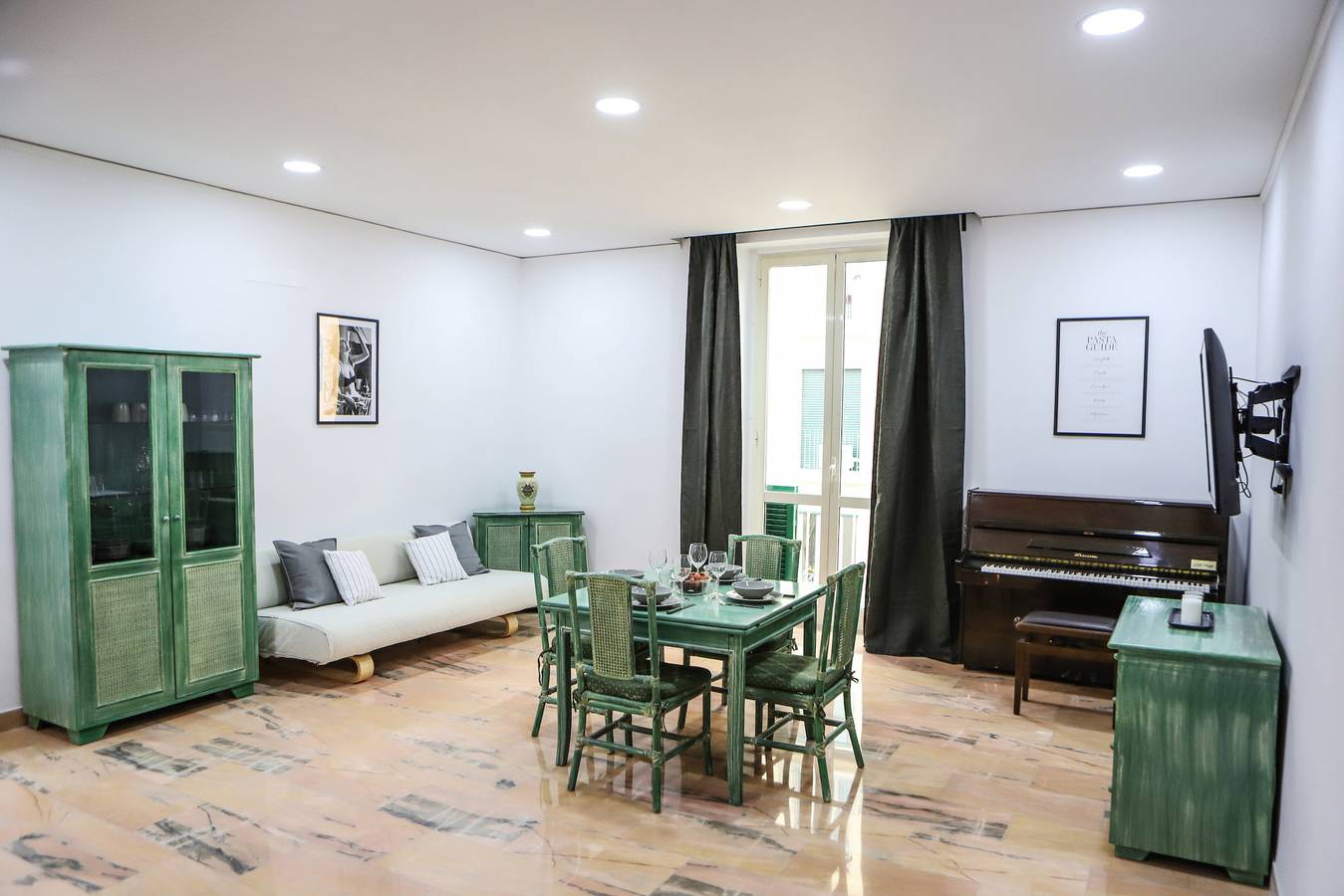Apartamento entero,  Modern Apartment at Piazza del Gesù by Wonderful Italy in Nápoles, Provincia de Nápoles