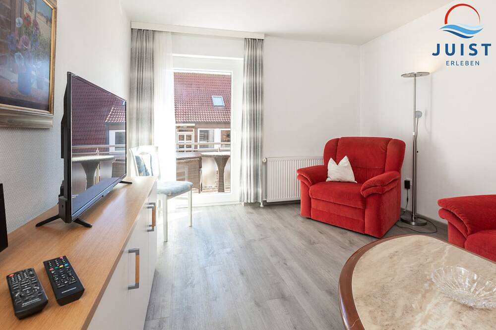 Familienfreundliche Ferienwohnung mit Balkon im ruhigen Ostdorf