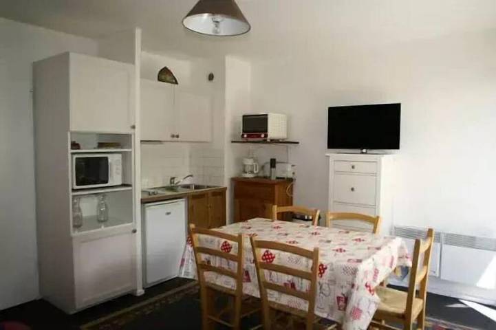 Chalet pour 4 personnes, avec balcon dans Les 7 Laux