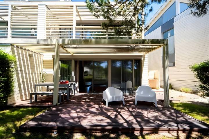 Casa de férias para 6 pessoas, com jardim e sauna, com animais de estimação em Península de Troia