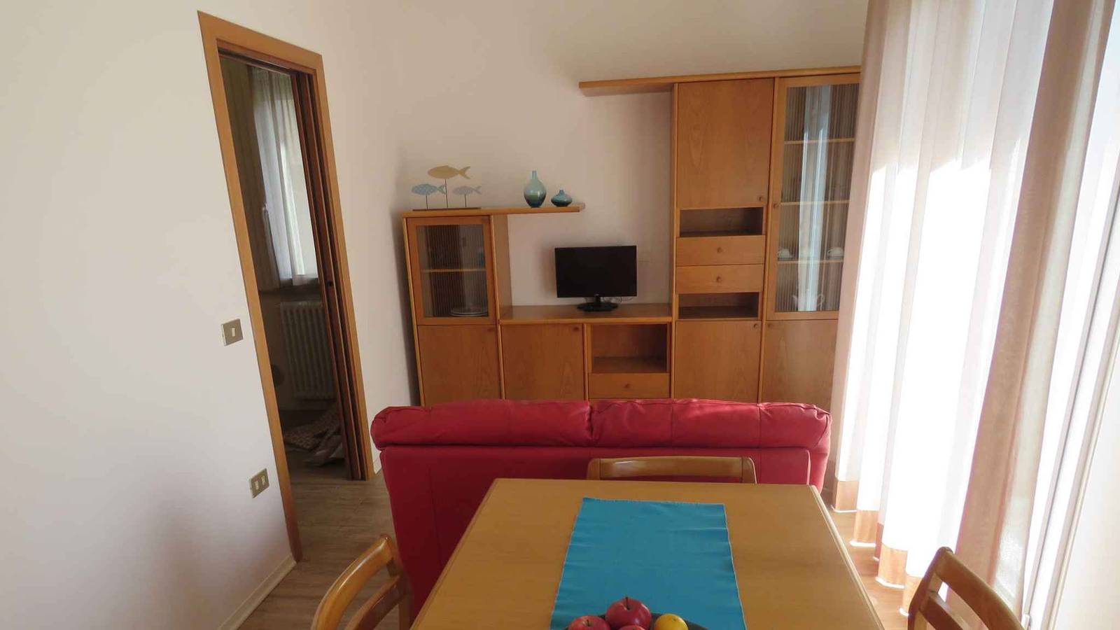 Entire holiday apartment, Holiday apartment with balcony in close proximity to the beach  in Fogliano Marina, Riccione