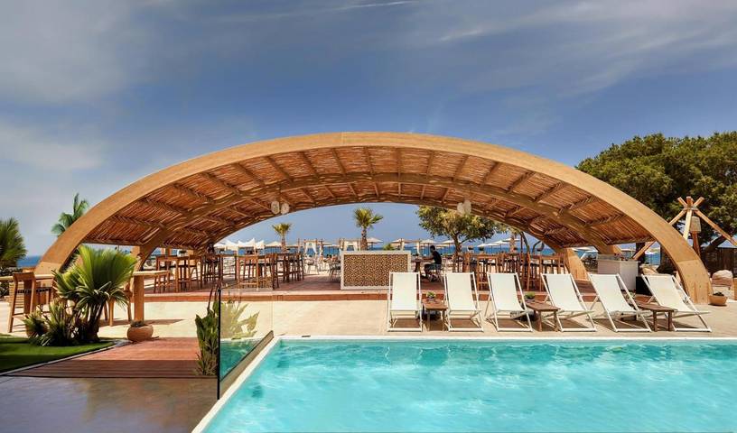 Hôtel pour 2 personnes, avec Balcon et Terrasse ainsi que Jardin et Piscine