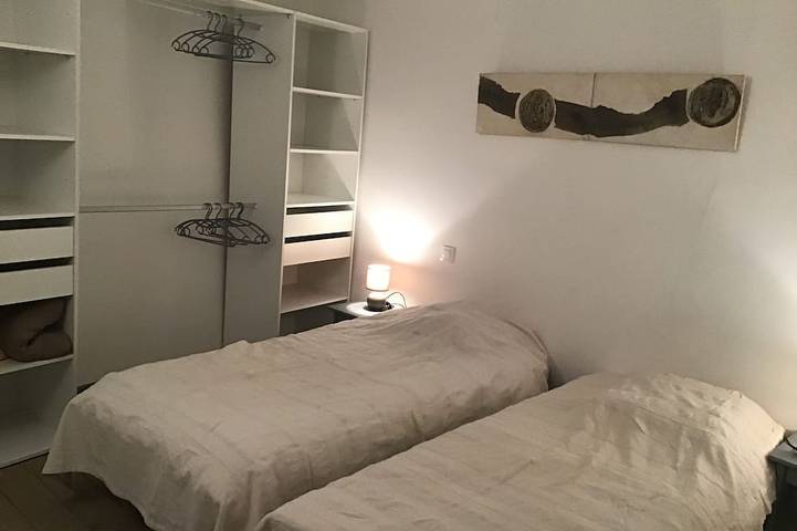 Location de vacances pour 4 personnes, avec jacuzzi et balcon à Villeneuve-Minervois - 4