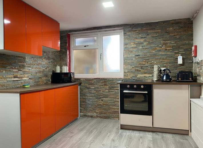 Holiday letting for 4 people in Birmingham