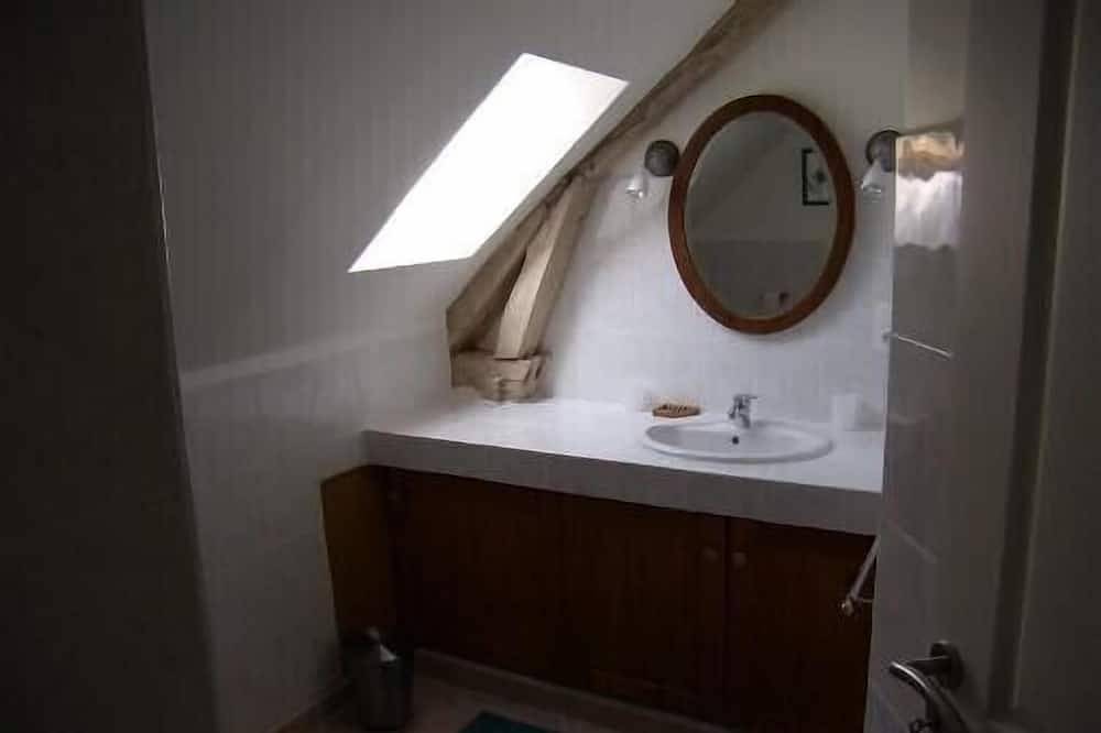 Gîte rural et son potager gratuit, proche Martel in Cazillac, Lot
