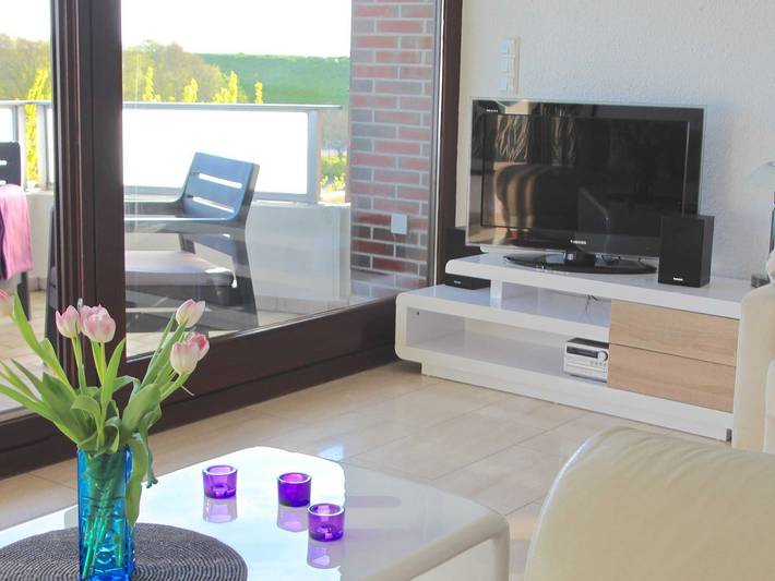 Ferienhaus für 4 Personen, mit Balkon und Garten sowie Seeblick und Ausblick in Wesermarsch - 3