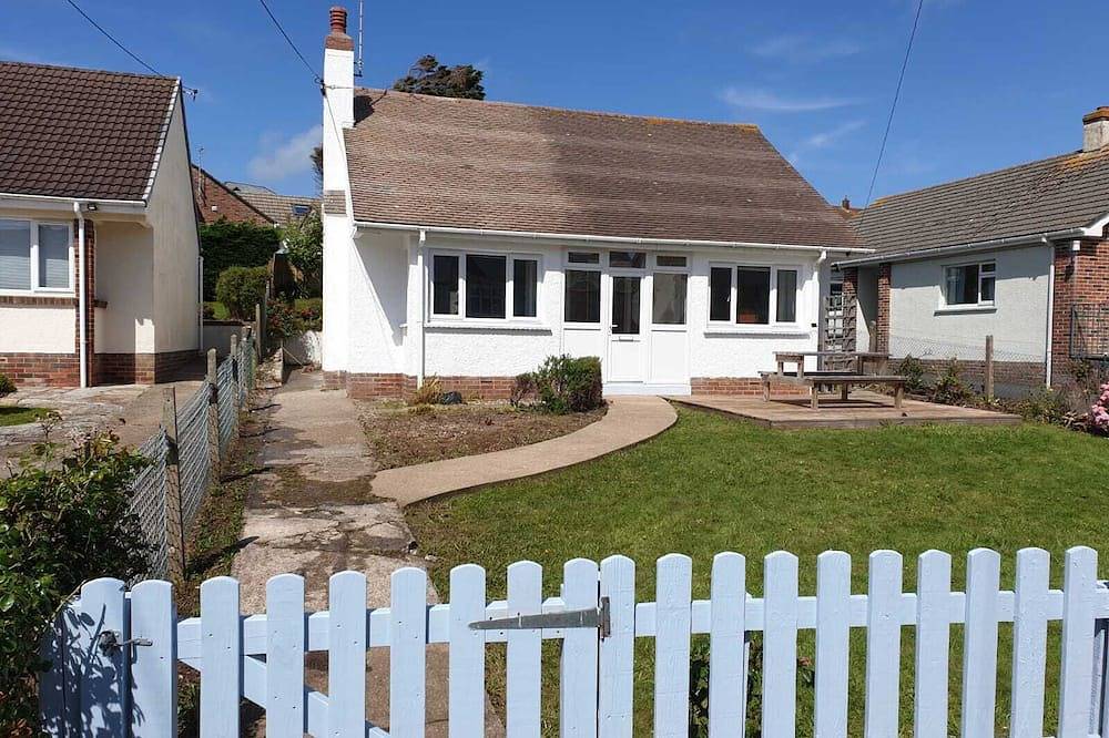 Atlantic Retreat - 5 minute stroll from Crooklets Beach in Bude, Cornwall