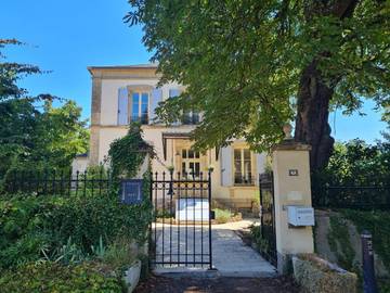 Chambre d’hôte pour 2 personnes, avec jardin ainsi que terrasse et vue à Marigny-sur-Yonne